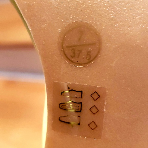 Chinese Laundry Ankle Strap Sandal - Picture 4 of 4